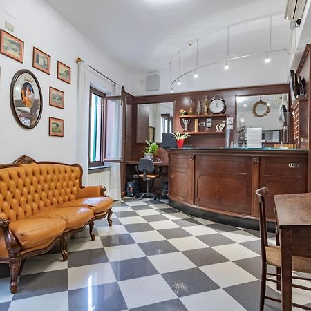 Albergo La Marina B&B дева Марина Экстерьер фото