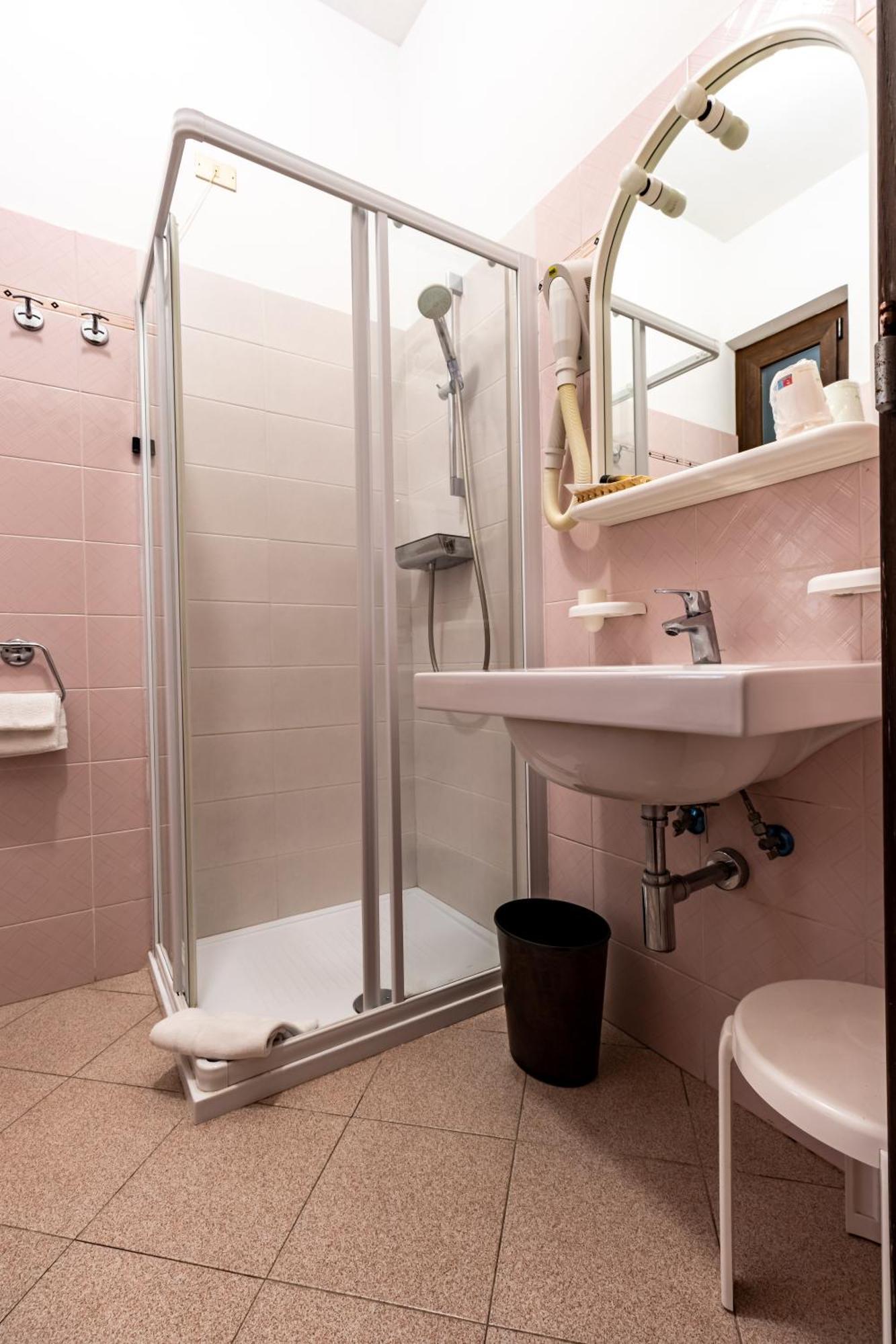 Albergo La Marina B&B дева Марина Экстерьер фото